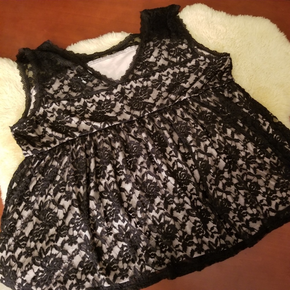 Torrid Top - Picture 6 of 8